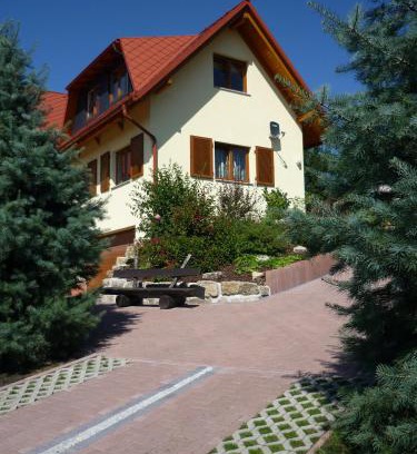 Wasungen Apartment | Haus Panoramablick Familie Loos