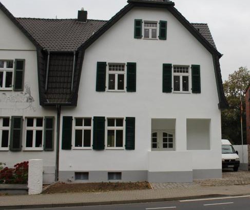 Zulpich Apartment | Haus Roy Ferienwohnung 1Etage