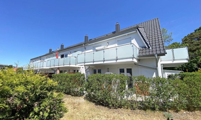 Thiessow Apartment | Haus Sanddorn - Ferienwohnung 7 mit Südbalkon