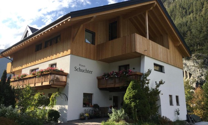 Pfunds House | Haus Schuchter