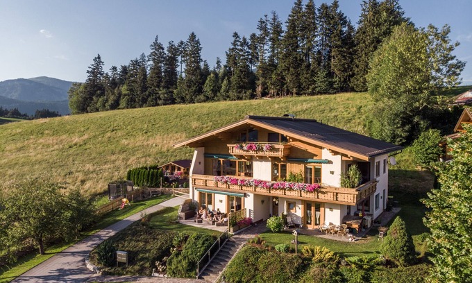 Abtenau Apartment | Haus Sonnblick offers you every comfort you could wish for on vacation!