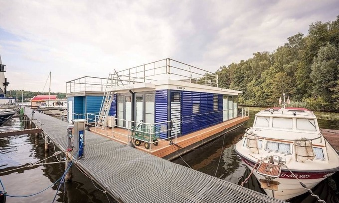 Niederneuendorf Apartment | Hausboot für 4 Gäste mit 45m² in Hennigsdorf