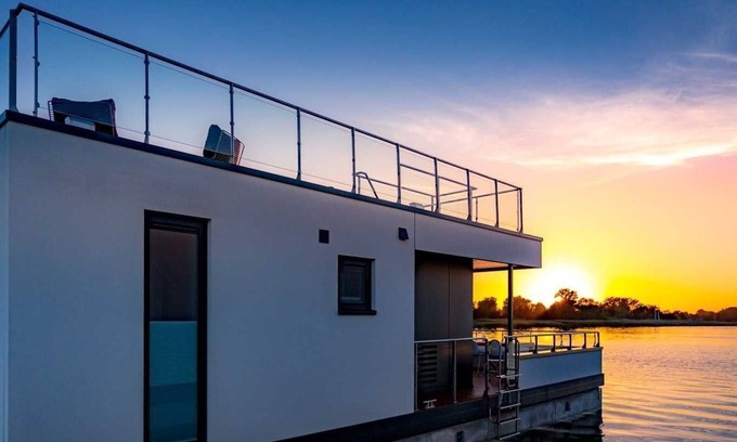 Ribnitz Apartment | Hausboot für 6 Gäste mit 85m² in Ribnitz-damgarten