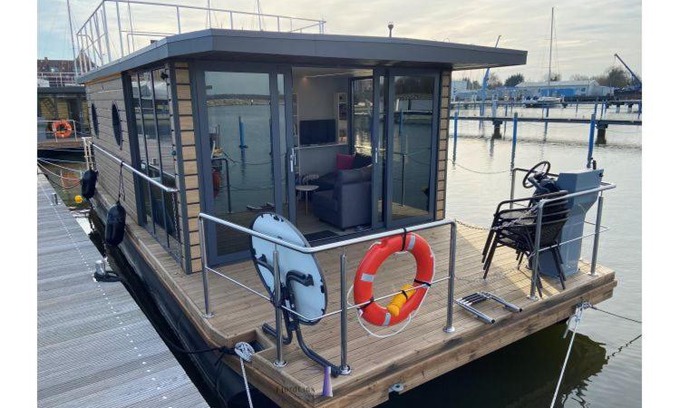 Barth Boat Rental | Hausboot Fjord Capella - Solarboot in Barth