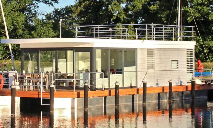 Ueckermuende House | Hausboot - FLOATING 44 in Ueckermünde