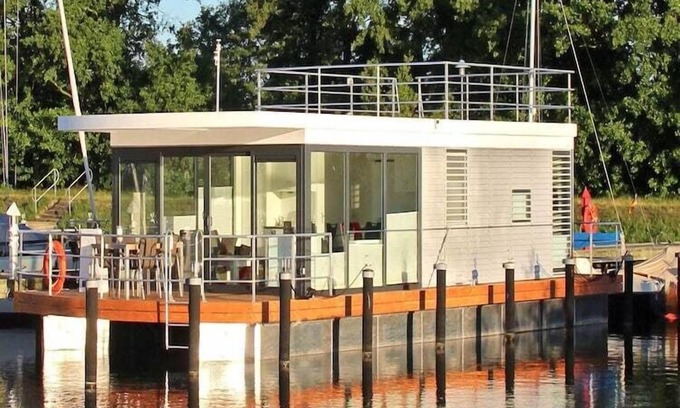 Ueckermuende Boat Rental | Hausboot in Ueckermuende