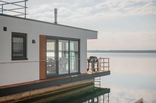 Vetschau/Spreewald Boat Rental | Hausboot Queen - LP6