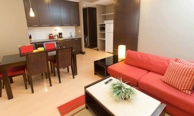 Lomas de Santa Fe Apartment | HauSuites Santa Fe
