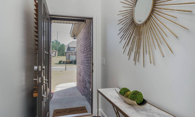 Northport House | Haute Hideaway!