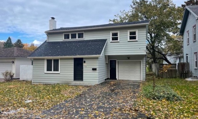 Sea Breeze House | Haven Breeze - Dazzling home near Lake Ontario, beach & relaxing walking trails