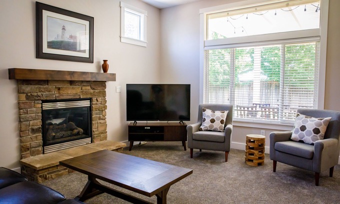 Meridian House | Haven House: Hot Tub, Walking Trails, Private Office