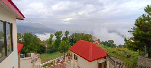 Bhurban House | Haven Lodge Bhurban, Cheerful 4BR Cottage