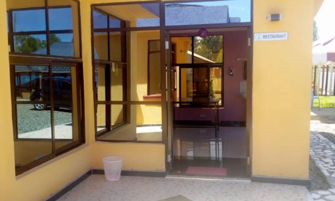 Kwoyo House | HavenCrest Cottages