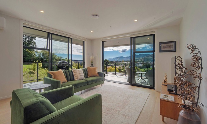 Nelson Apartment | Havenview City Apartment - Stunning Haven & Skyline Views