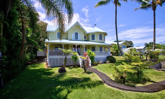 Hakalau House | Hawaiian Dream with Pool