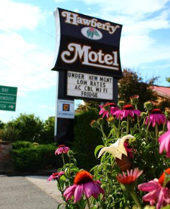 Manitoulin District Hotel | Hawberry Motel