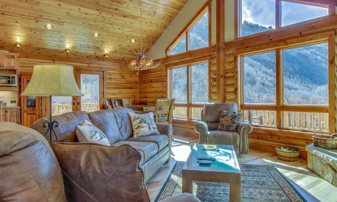 Turtle Lake House | Hawk House