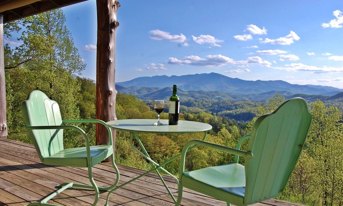 Bakersville Cabin | Hawks View House Stunning Views Architect's Unique Mountain Top Retreat