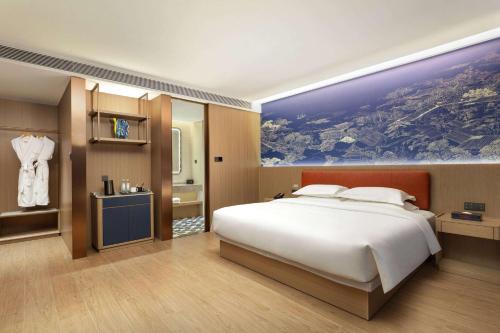 Fenghuang Hotel | Hawthorn by Wyndham Fenghuang Baiyue