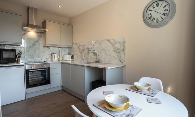 Richmond Cottage | Hawthorn Cottage