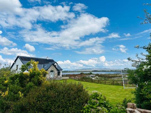 Connemara House | Hawthorn House