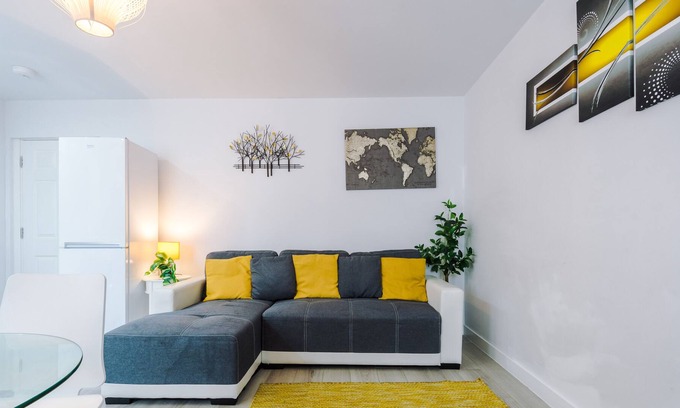 Kirkdale Apartment | Hay's Property