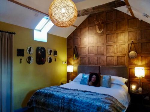 Stanley Common Bed & Breakfast | Hayeswood Lodge Luxury Accommodation