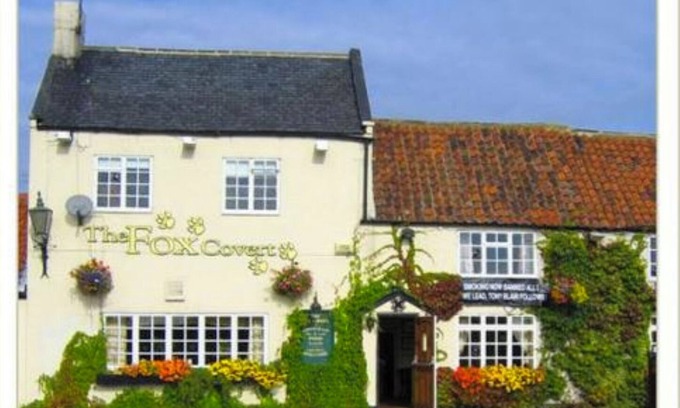 Yarm Cottage | HAYLOFT DOUBLE BED ENSUITE SLEEPING 2 NEXT TO THE FOX COVERT PUB YARM