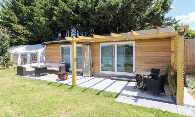 Wouldham Cottage | HAYMENS WHARF, family friendly, character holiday cottage in Wouldham