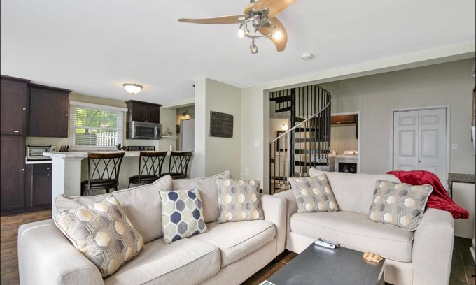 Terry Sanford House | Haymount Hideaway