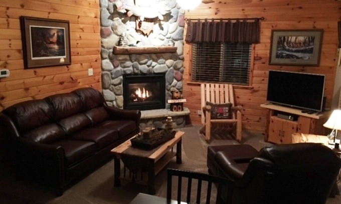 Hayward Cabin | Hayward Area - Spider Lake 4-Season get-away!