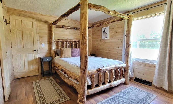 Shingleton Cabin | Haywire Haus, Pictured Rocks, Hot Tub, ORV Trail