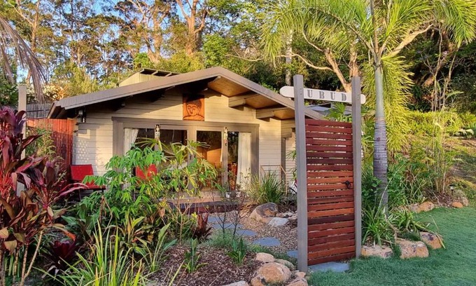 Tallebudgera Valley House | Healing Garden Bed & Breakfast - Ubud
