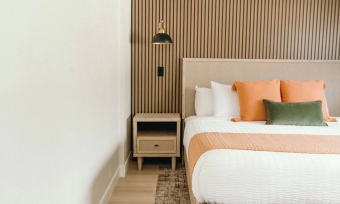 Village Grove House | Healthy Home near Old Town Scottsdale
