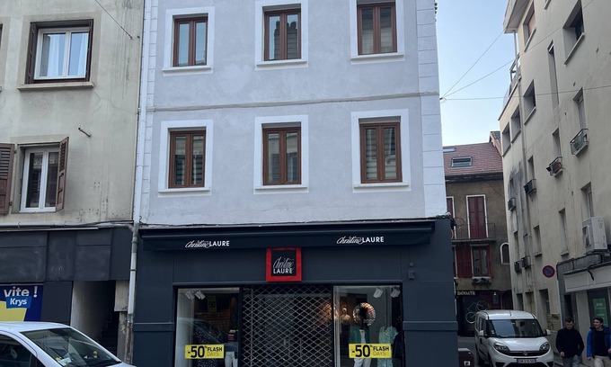 Albertville Apartment | Heart of Albertville