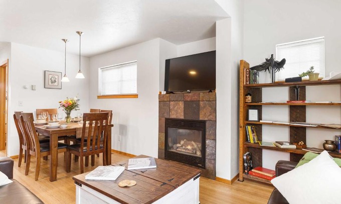 Bozeman House | Heart of Bozeman Townhome with Patio Near MSU
