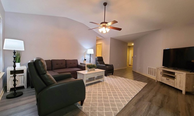 Branson Theater District House | Heart of Branson #2