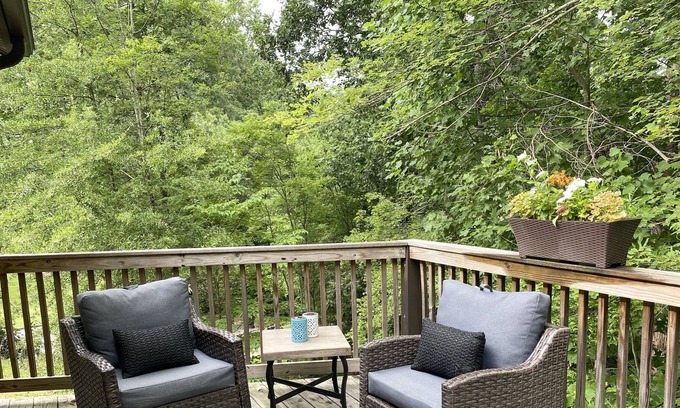 Danville House | Heart of Danville Ranch~CountryClubWest~3bed.2ba.~Downtown~Casino~Averett