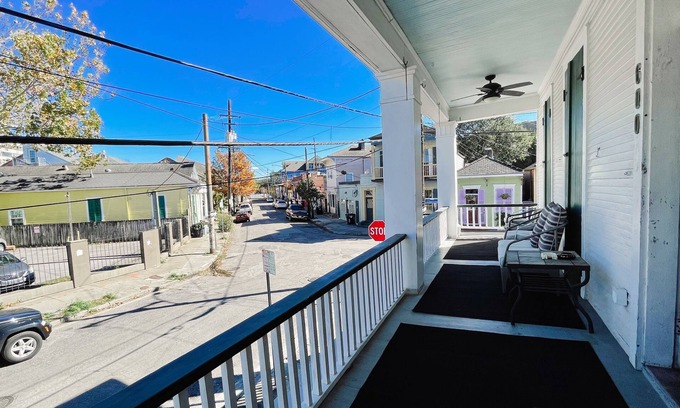 Faubourg Marigny Apartment | Heart of N.O. Music Scene! Huge Balcony! Historic! Steps to Frenchmen & Bourbon!