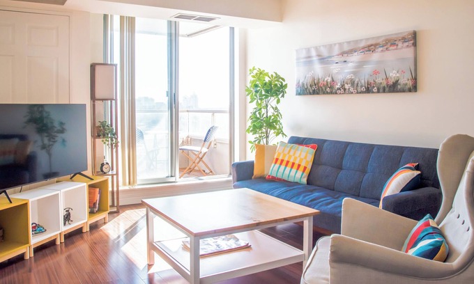 Willowdale Condo | Heart of North York, Homey 2 Bdr, 2 Bth Condo+Prkg