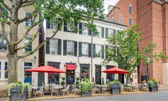 Old Town Alexandria Condo | HEART of OLD TOWN! Historic 2 BR | Walk to KING ST