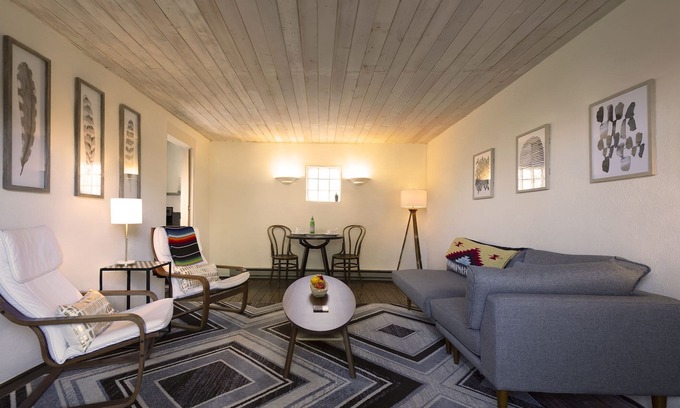 South Capitol House | Heart of Santa Fe: Modern Guesthouse & Small Patio 6 Blocks to Plaza