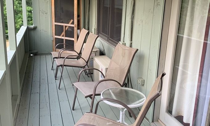 Bartlett Condo | Heart of White Mountains dogs allowed