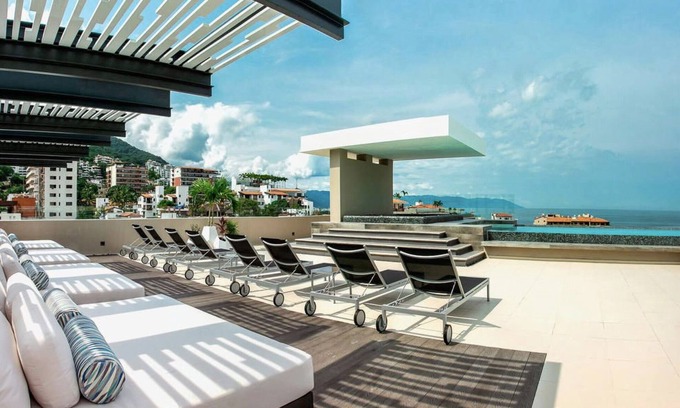 Emiliano Zapata Condo | Heart of Zona Romantica, Loft268, Ocean Facing Balcony, Large Rooftop Pool/Spa