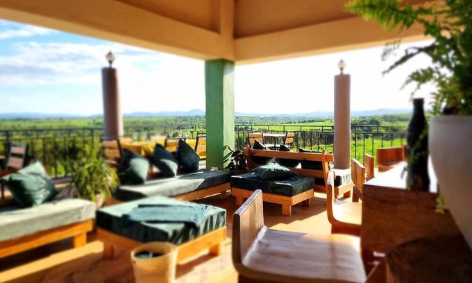 Mto wa Mbu Resort | Heart&Soul Lodge