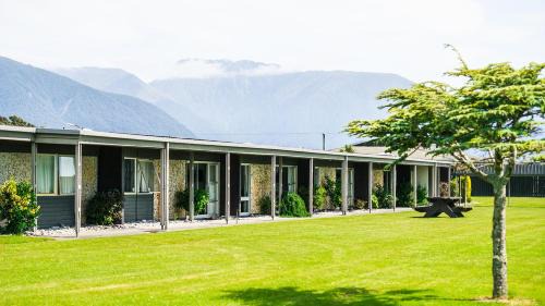Haast Hotel | Heartland Hotel Haast