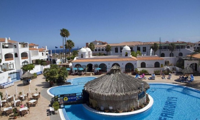 Complejo turistico Amarilla Golf Apartment | Heated Pool - Newly Refurbished - One Bed Apartment - Next to the Golf Course