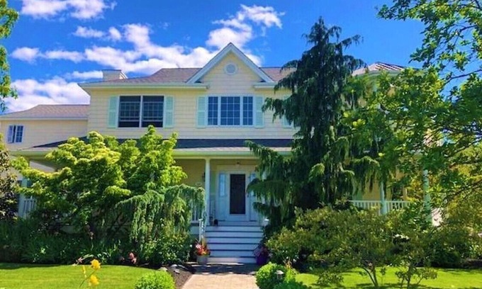 Point Pleasant Beach House | Heated Pool, Outdoor Kitchen, and More! Beautiful Shore Getaway
