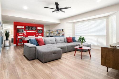 Gold Key Estates House | Heated Pool, Spa,Arcade Games,Pool Table,Ping-Pong