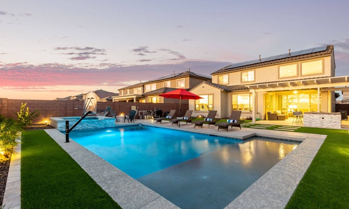 Surprise House | Heated Pool/Spa Home! Lovely Mountain Views, Bliss